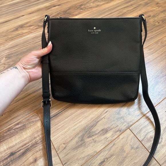 Kate Spade southport avenue cora crossbody bag
Kate Spade New York - Picture 7 of 16